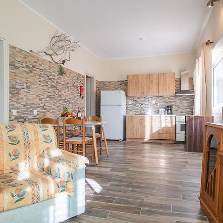 Stelios Stone House Sinarades Villa Kouramades Ngoại thất bức ảnh