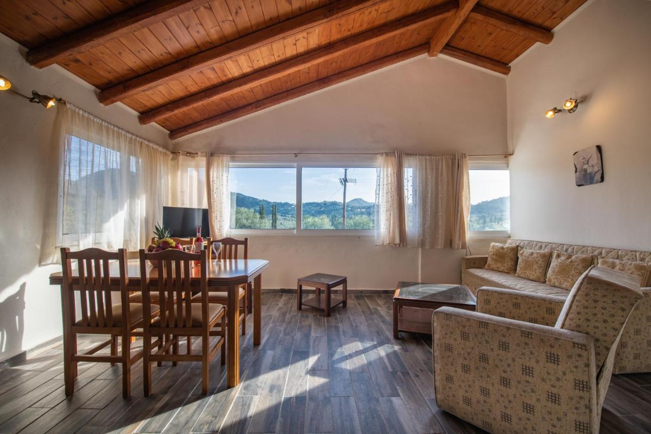 Stelios Stone House Sinarades Villa Kouramades Ngoại thất bức ảnh